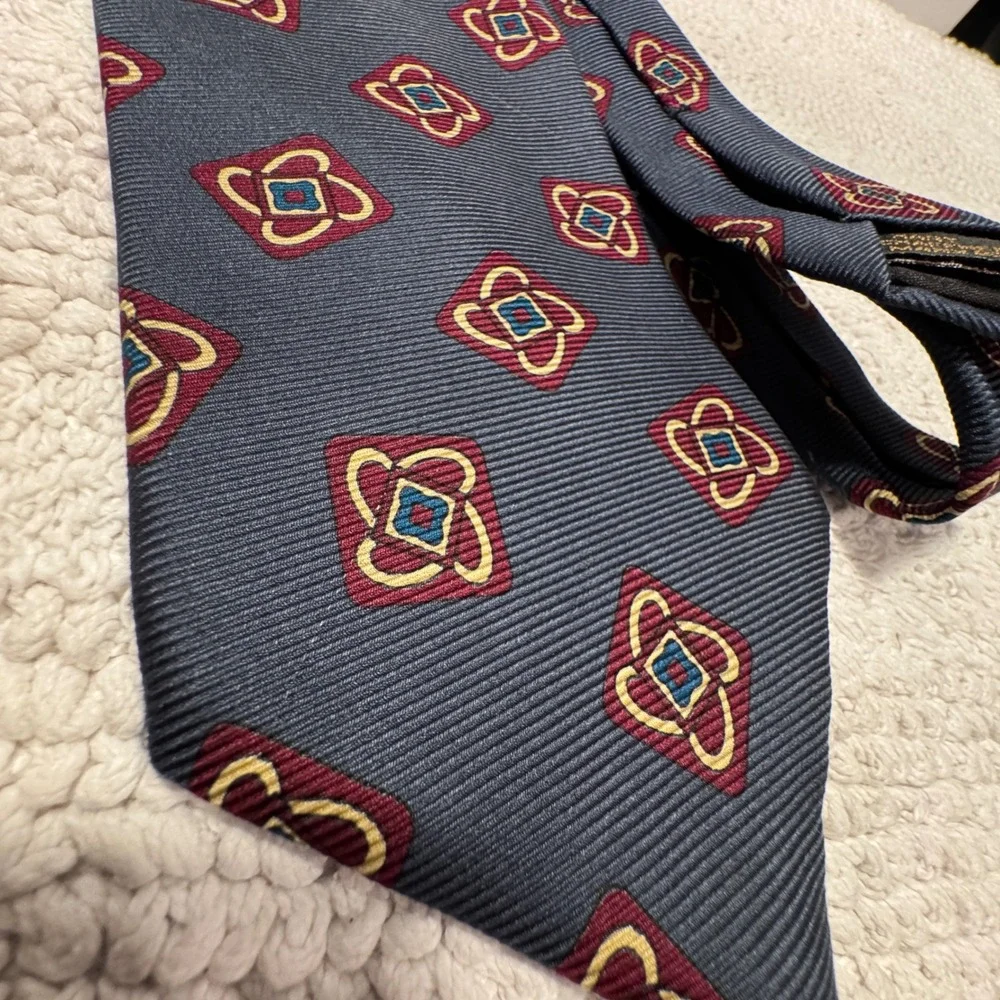Hart Schaffner Marx Repp Tie Blue Geometric Silk Heritage Professional Old Money
